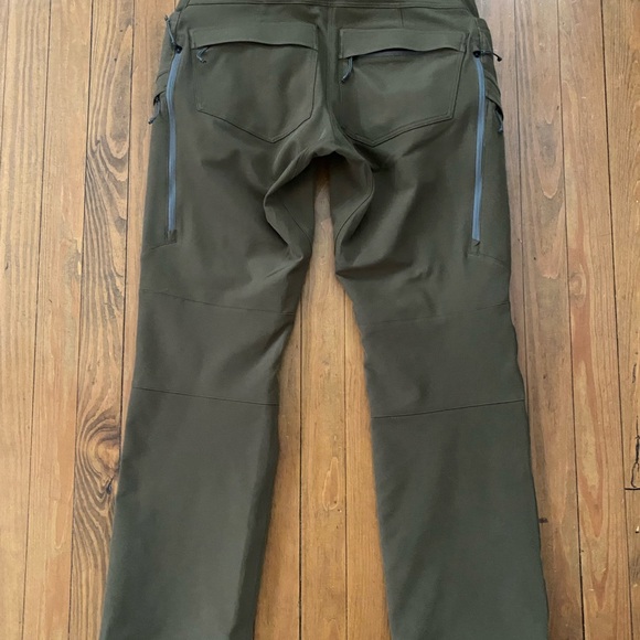 KUIU Men's Attack Pants 30R Bourbon Hunting Brown/Green - Picture 6 of 10